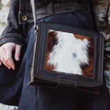 Ledertasche mit Fell